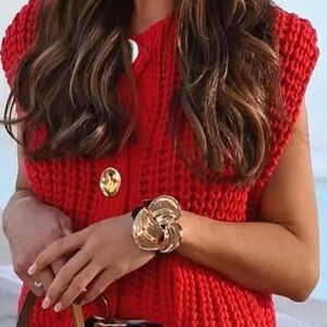 Brand New Women’s Sleeveless Cropped Knit Cardigan Red Button-Down Crochet Vest